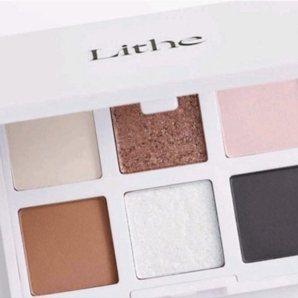 Lithe Radiant Eyeshadow Palette - Pink, Gold, White, Black, Brown - Picture 3 of 7